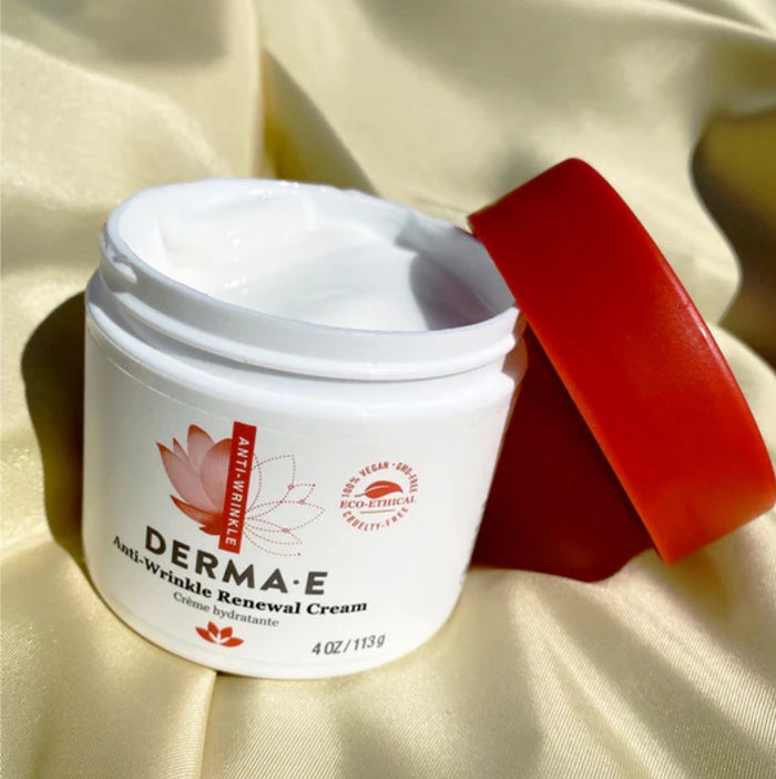DERMA E anti wrinkle renewal cream كريم علاج التجاعيد من ديرما