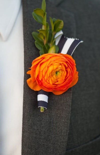 A Happy Colored Fall Wedding