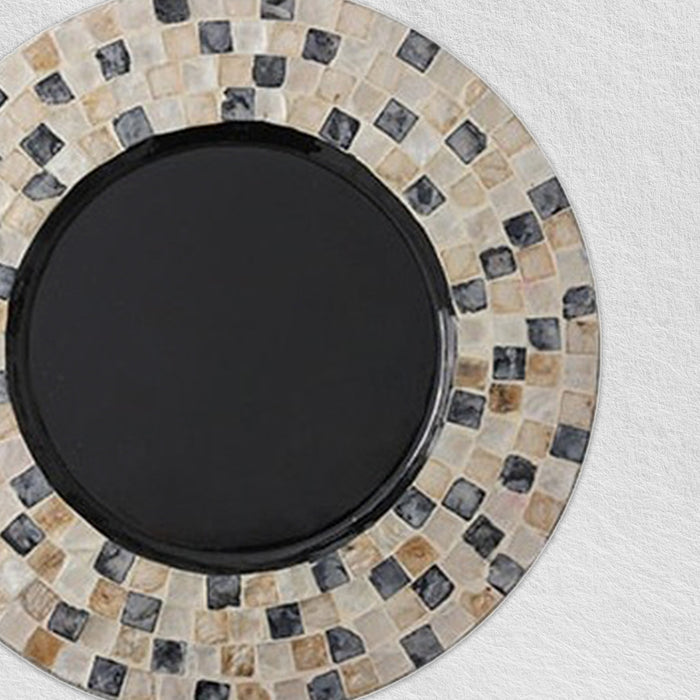 Black Plaid Pearl Under Plates