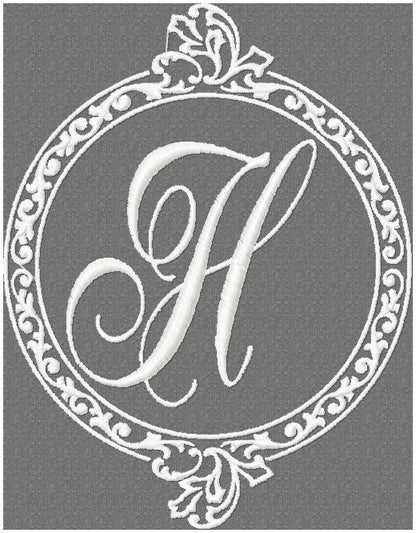 CIRCLE FILIGREE FRAME