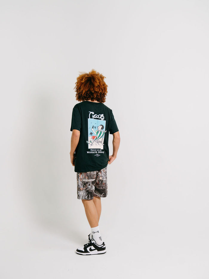 CRATE X WILLIE THE WAITER BEACH TEE