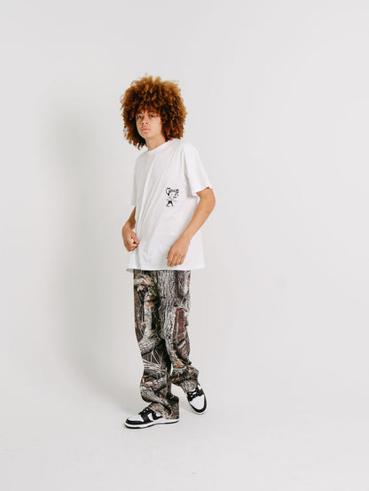 CRATE X WILLIE THE WAITER BEER HUG TEE