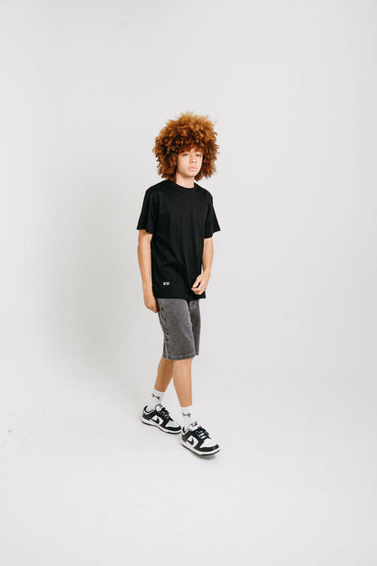 CRATE X WILLIE THE WAITER CRATE REMIX TEE