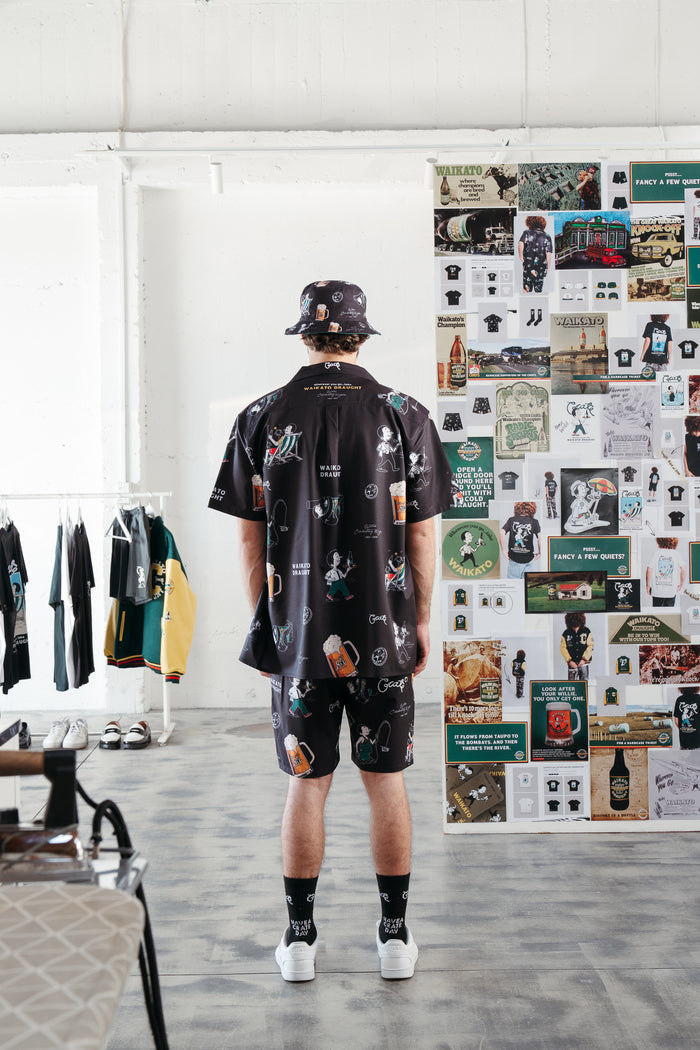 CRATE X WILLIE THE WAITER PARTY SHORTS