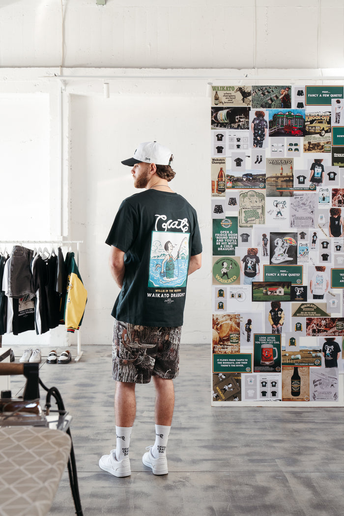 CRATE X WILLIE THE WAITER WADERS TEE