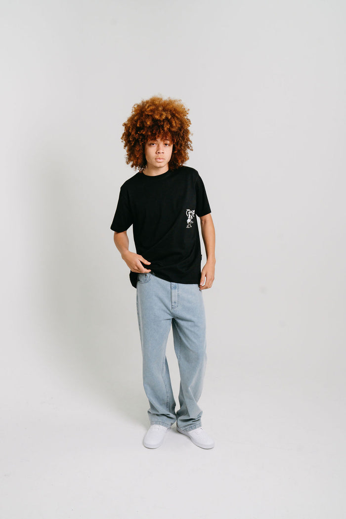 CRATE X WILLIE THE WAITER WADERS TEE