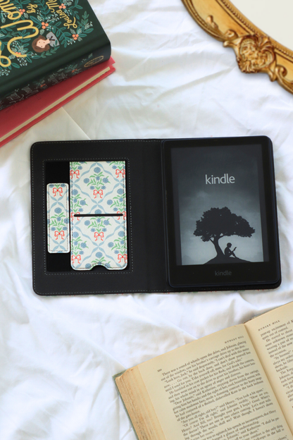 courting card kindle case