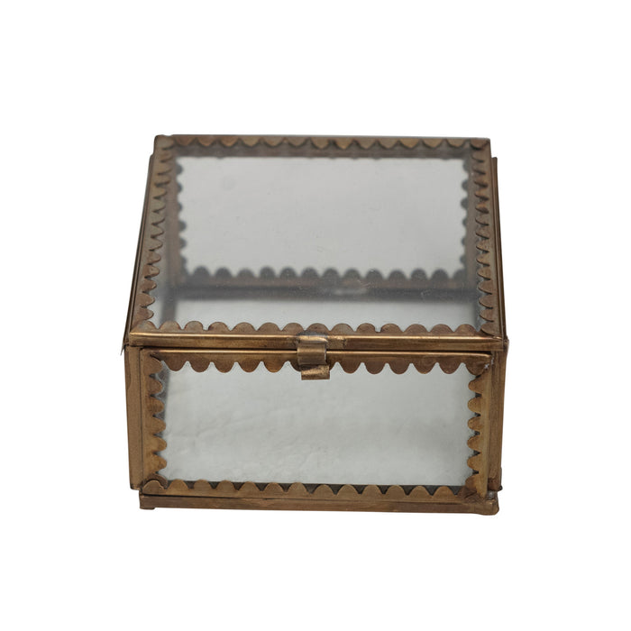 Display Box w/ Scalloped Edges
