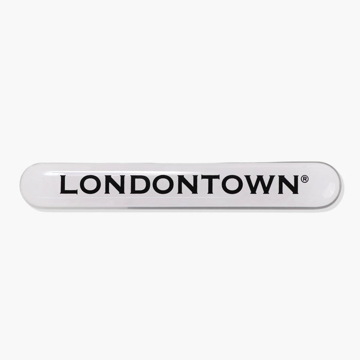The Glass Nail Buffer from LONDONTOWN effortlessly smooths and polishes your nails to a perfect shine.
