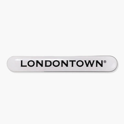 The Glass Nail Buffer from LONDONTOWN effortlessly smooths and polishes your nails to a perfect shine.