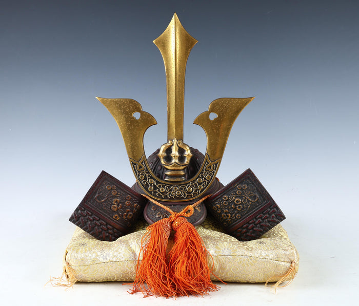 Great Samurai Helmet -Rare Form Kusunoki Masashige Helmet- Middle Size