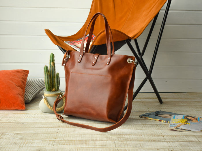 Leather bag with zipper Tote Brandy