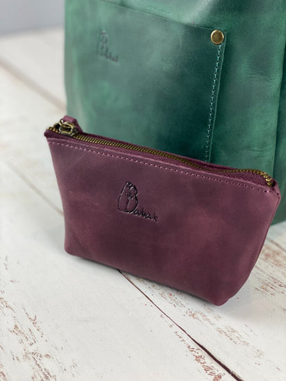 Leather cosmetic bag