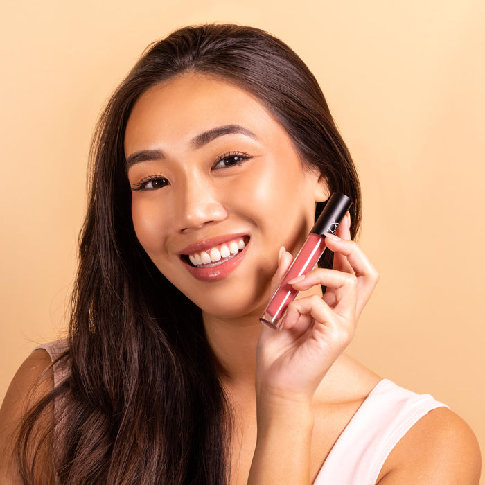 TOK Beauty-Lip Tonic-Makeup-Inspire-ModelA1-The Detox Market | Inspire