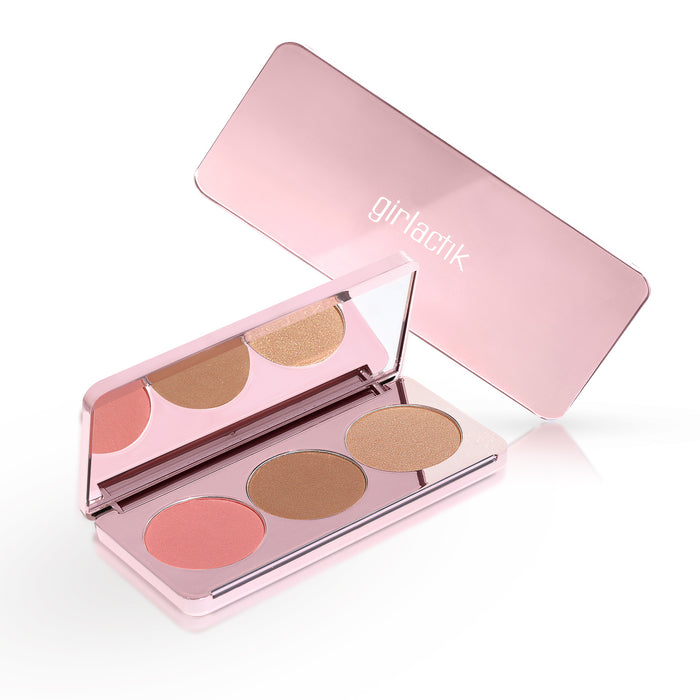 NEW! Blush Me & Glow Face Palette