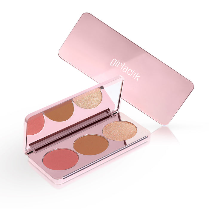 NEW! Blush Me & Glow Face Palette