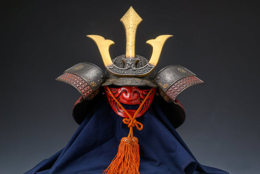 Old Vintage Japanese Samurai Helmet -Kusunoki Masashige Kabuto- middle size