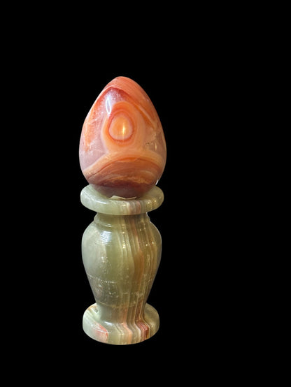 Shop high-quality Carnelian crystal eggs sold by weight. Ideal for sacral chakra healing, energy boosting, rituals & spiritual home decor. Raven’s Cauldron.