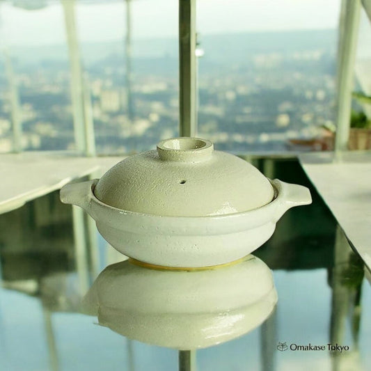 Saji Pottery Banko Ware Earthenware Pot White