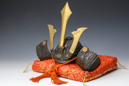 Samurai Helmet -Black Kusunoki Masashige Helmet-
