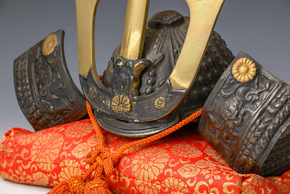 Samurai Helmet -Black Kusunoki Masashige Helmet-