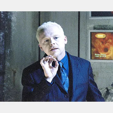 SIMON-PEGG-AUTOGRAPH-PHOTO