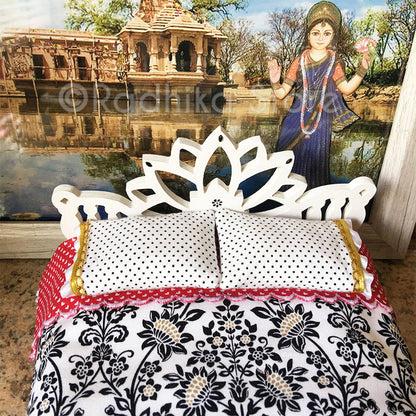 Sri Radha Shamasundar Lotus Bed - 8" Inch