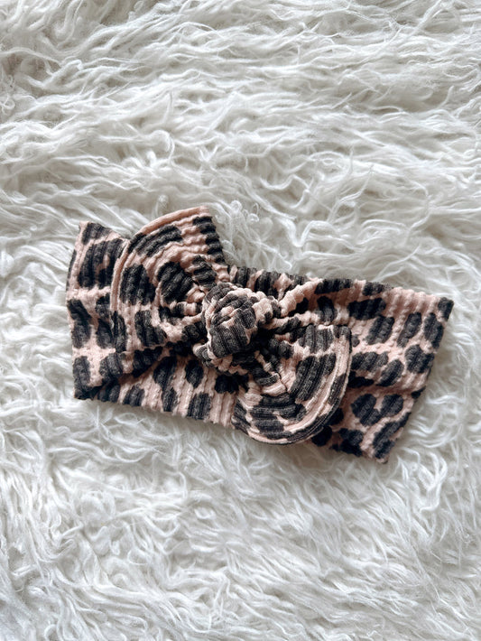 Textured Mini Tieband - Wavy Ribbed Tan Leopard