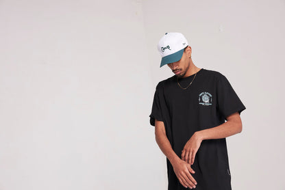 TWO TONED SCRIPTED SNAP BACK HAT