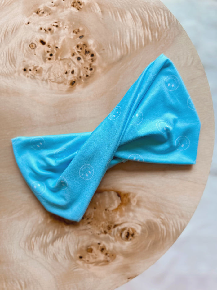Wideband™ - Sky Blue Smiley